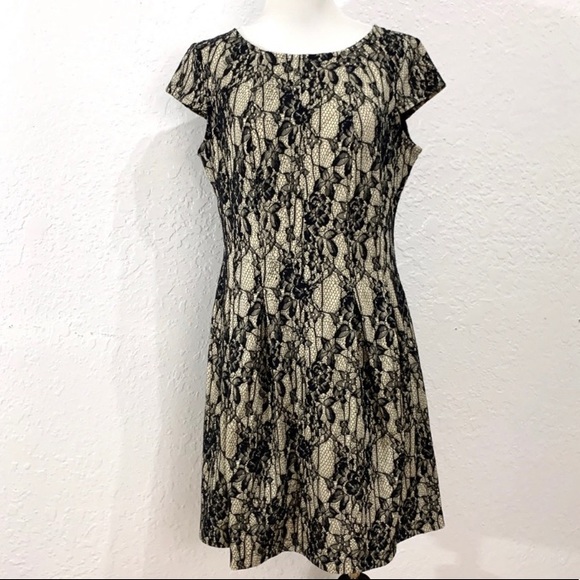 Elegant Dress size 10 - Picture 1 of 6